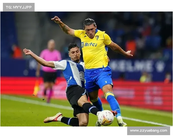 以坎贝尔场上角色演变为轴解析球队战术体系的全局性影响深度探讨